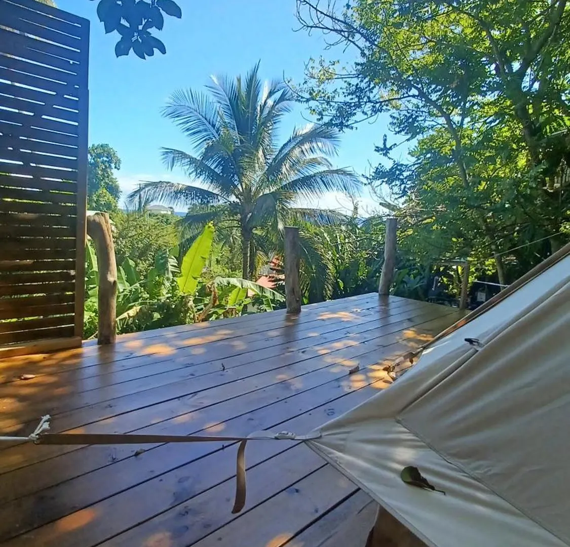 Tipi Bana 0*, Capesterre-Belle-Eau Guadeloupe